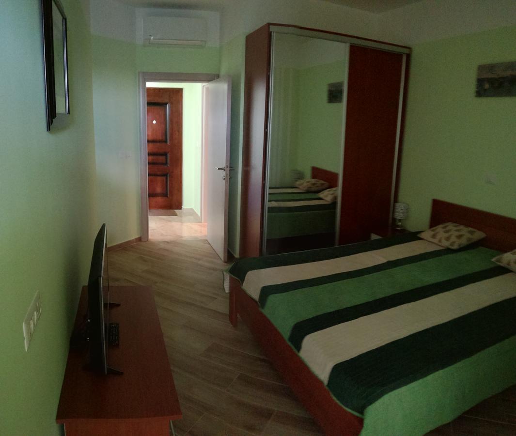 Apartment Sea Space 3 Dobra Voda Esterno foto